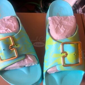 Comfy Dr. Scholl’s Platform Slide